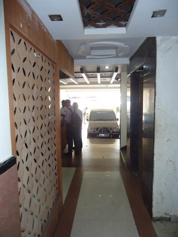 Hotel Sai Galaxy Inn Shirdi Εξωτερικό φωτογραφία