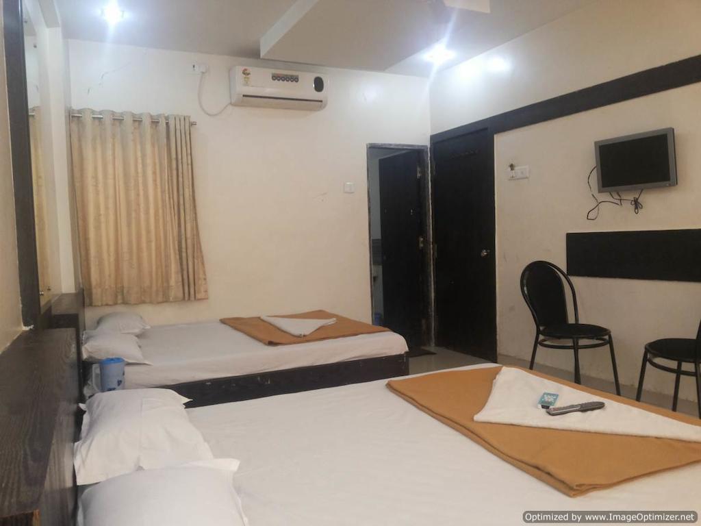 Hotel Sai Galaxy Inn Shirdi Δωμάτιο φωτογραφία
