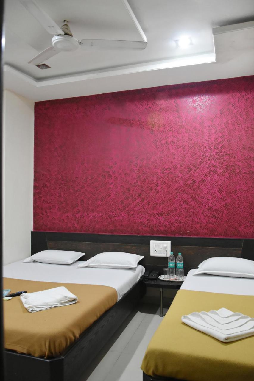 Hotel Sai Galaxy Inn Shirdi Εξωτερικό φωτογραφία
